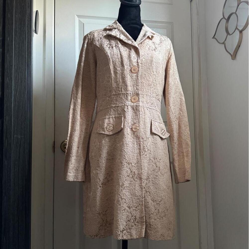 Charlotte Russe cream floral patterned coat button-up front and tailored waist